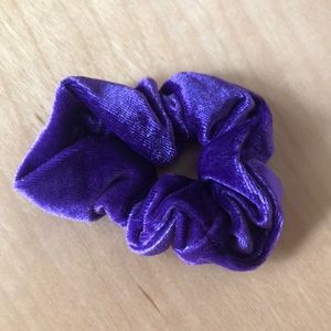 Scrunchie purple